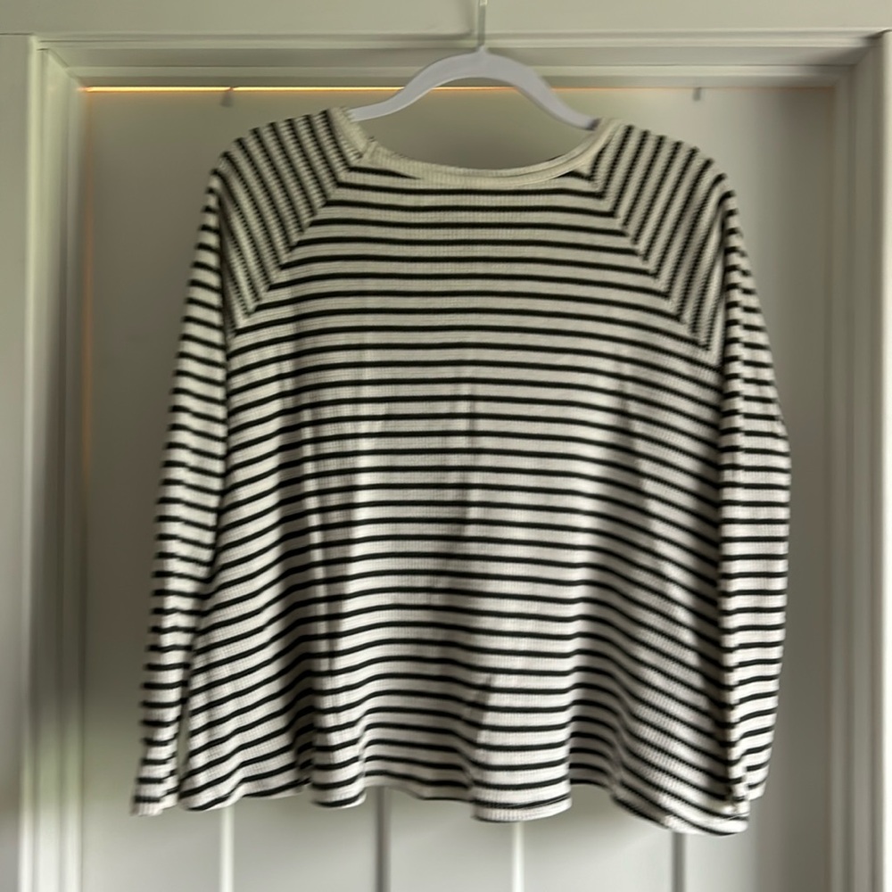 (5 for $20) Free People We The Free waffle knit long sleeve size m - Picture 3 of 3